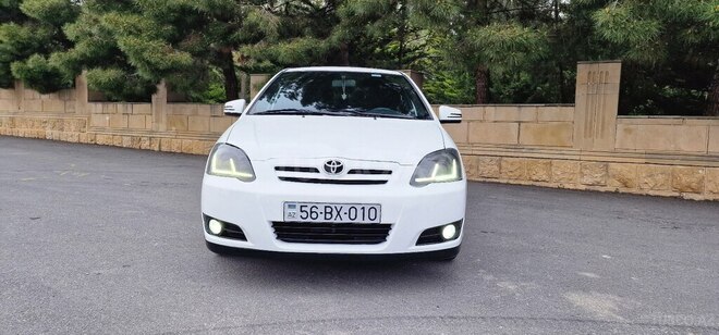 Toyota Corolla 2005, 251,000 km - 1.4 l - Şamaxı
