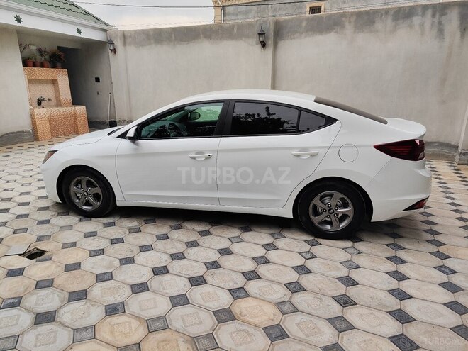 Hyundai Elantra 2020, 90,000 km - 2.0 л - Bərdə