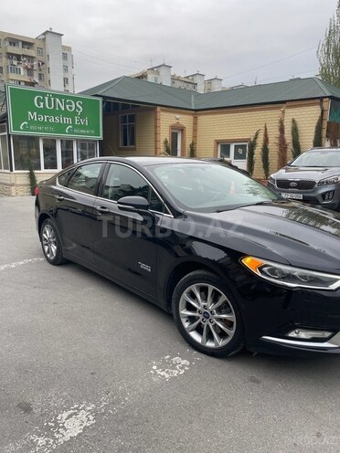 Ford Fusion (North America) 2017, 166,000 km - 2.0 л - Bakı