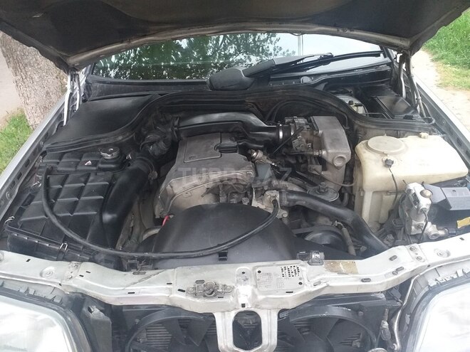 Mercedes C 200 1995, 340,000 km - 2.0 l - Bakı