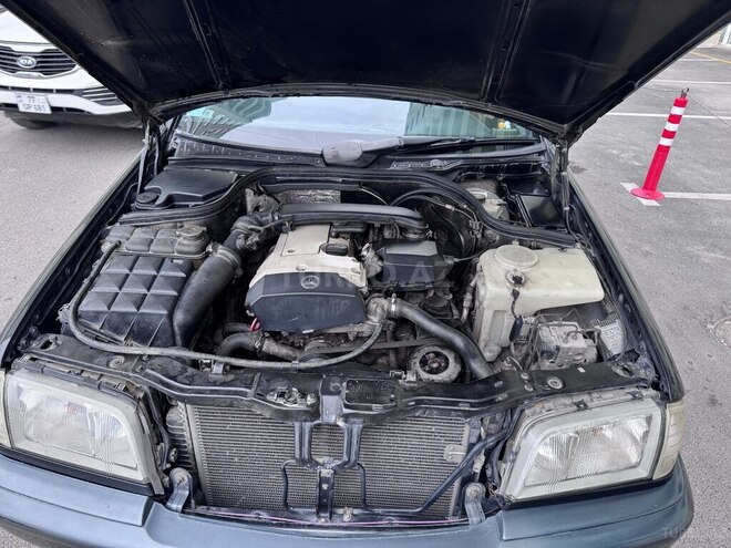 Mercedes C 180 1997, 330,000 km - 1.8 l - Bakı