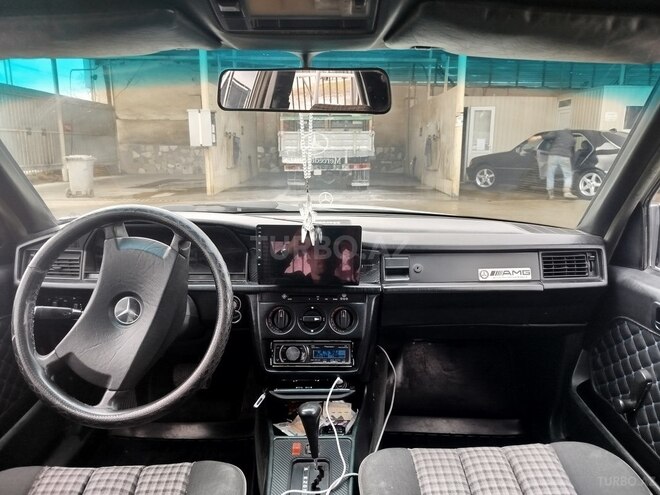 Mercedes 190 1991, 565,000 km - 2.0 l - Qusar