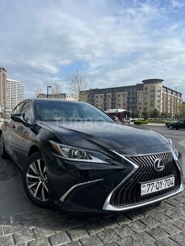 Lexus ES 300h 2019, 94,000 km - 2.5 l - Bakı