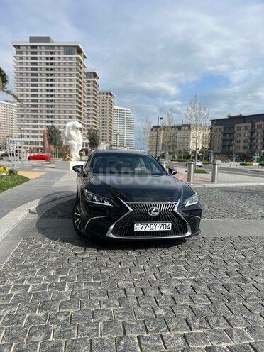 Lexus ES 300h 2019, 94,000 km - 2.5 l - Bakı