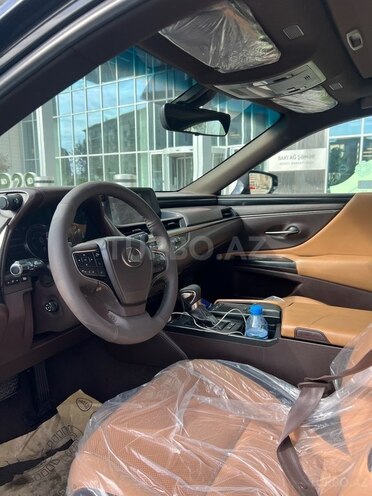 Lexus ES 300h 2019, 94,000 km - 2.5 l - Bakı