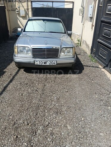 Mercedes E 220 1994, 500,000 km - 2.2 l - Bakı