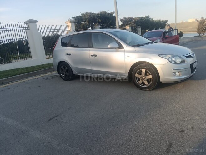 Hyundai i30 2009, 240,000 km - 1.4 l - Bakı