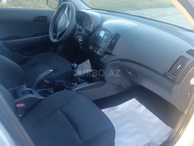 Hyundai i30 2009, 240,000 km - 1.4 l - Bakı