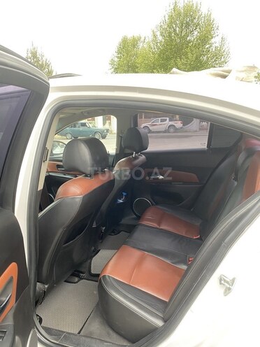 Chevrolet Cruze 2010, 198,373 km - 1.6 l - Bərdə