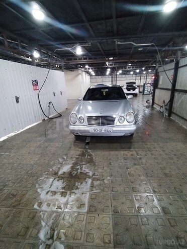 Mercedes E 230 1997, 245,000 km - 2.3 l - Şəmkir