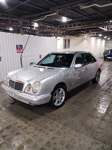 Mercedes E 230 1997, 245,000 km - 2.3 l - Şəmkir