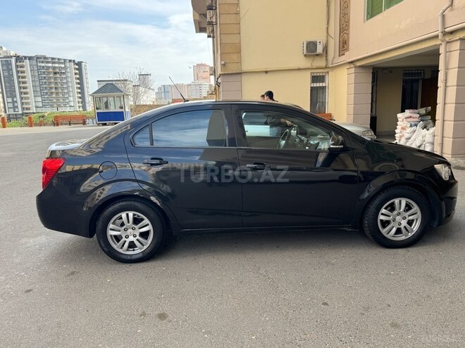 Chevrolet Aveo-4