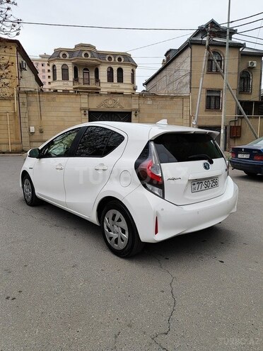 Toyota Aqua 2019, 100,155 km - 1.5 l - Bakı