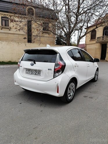 Toyota Aqua 2019, 100,155 km - 1.5 l - Bakı