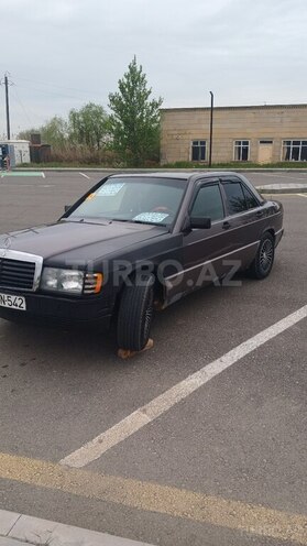 Mercedes 190 1991, 39,000 km - 2.0 l - Yevlax