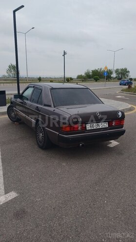 Mercedes 190 1991, 39,000 km - 2.0 l - Yevlax