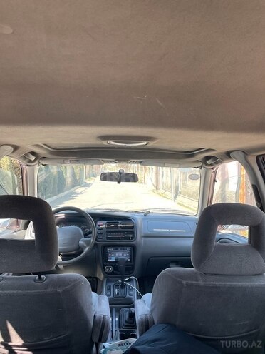 Suzuki Grand Vitara 2001, 270,000 km - 2.7 l - Bakı