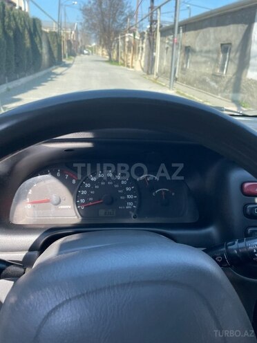 Suzuki Grand Vitara 2001, 270,000 km - 2.7 l - Bakı