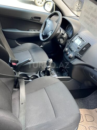 Hyundai i30 2012, 258,000 km - 1.6 l - Bakı