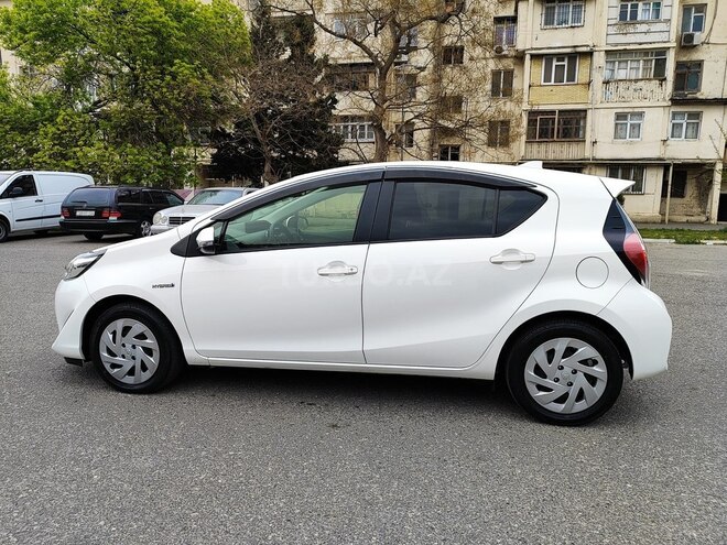 Toyota Aqua 2019, 90,000 km - 1.5 л - Bakı