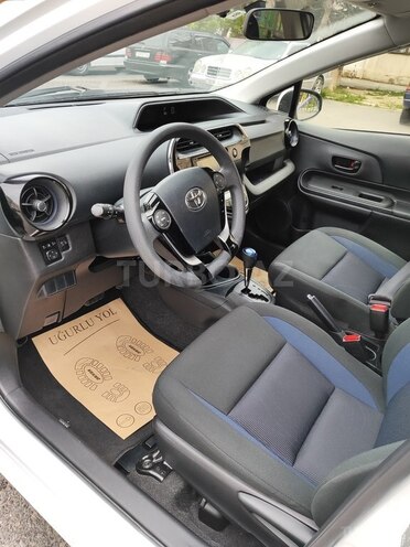 Toyota Aqua 2019, 90,000 km - 1.5 л - Bakı