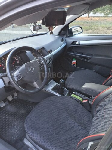 Opel Astra 2006, 267,000 km - 1.9 l - Gəncə