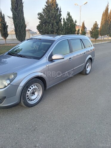 Opel Astra 2006, 267,000 km - 1.9 l - Gəncə
