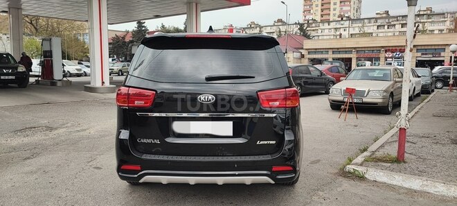 Kia Carnival 2018, 190,000 km - 2.2 l - Bakı
