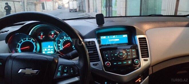 Chevrolet Cruze 2012, 330,000 km - 1.4 л - Şəki