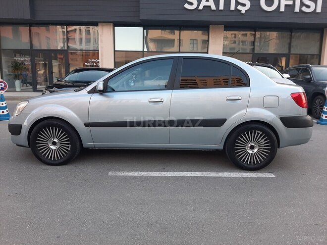 Kia Rio 2006, 250,000 km - 1.6 l - Sumqayıt