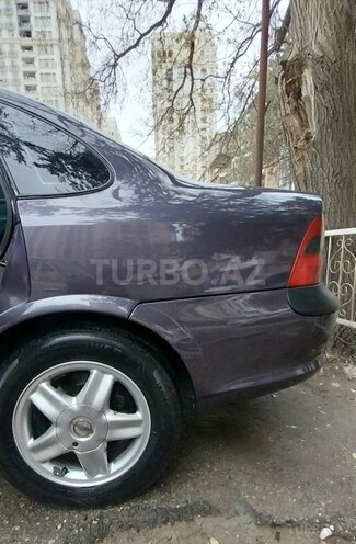 Opel Vectra 1996, 220,000 km - 1.8 l - Bakı