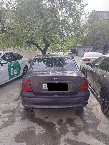 Opel Vectra 1996, 220,000 km - 1.8 l - Bakı