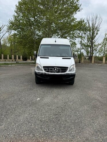 Mercedes Sprinter 210 2009, 388,400 km - 2.2 л - Yevlax