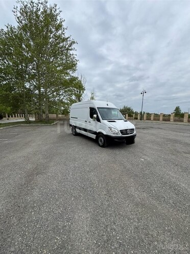 Mercedes Sprinter 210 2009, 388,400 km - 2.2 л - Yevlax