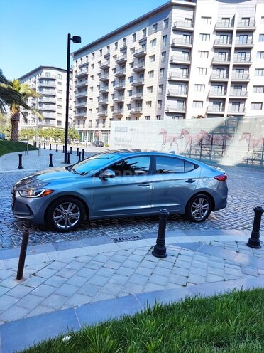 Hyundai Elantra 2017, 99,000 km - 2.0 l - Bakı