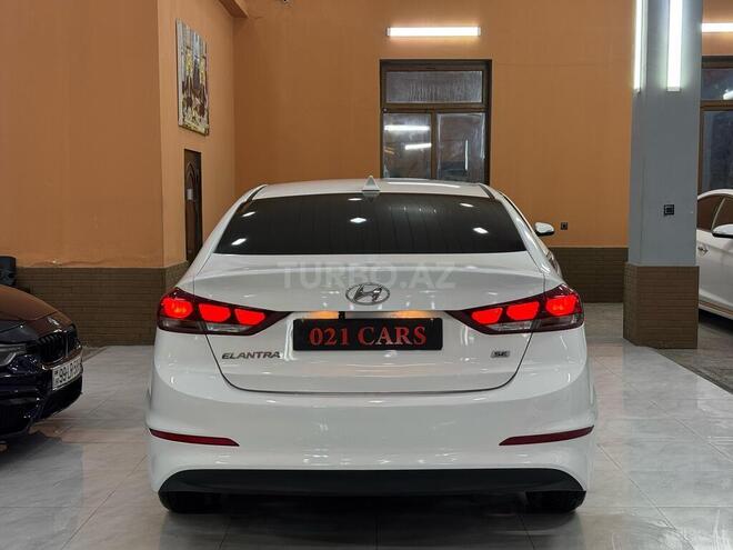 Hyundai Elantra 2017, 130,210 km - 2.0 l - Xırdalan