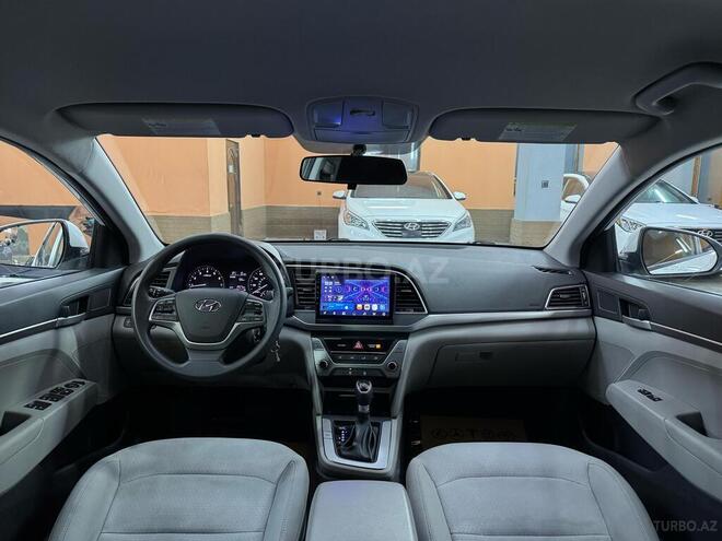 Hyundai Elantra 2017, 130,210 km - 2.0 l - Xırdalan