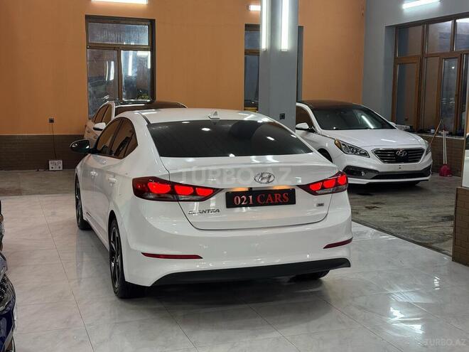 Hyundai Elantra 2017, 130,210 km - 2.0 l - Xırdalan