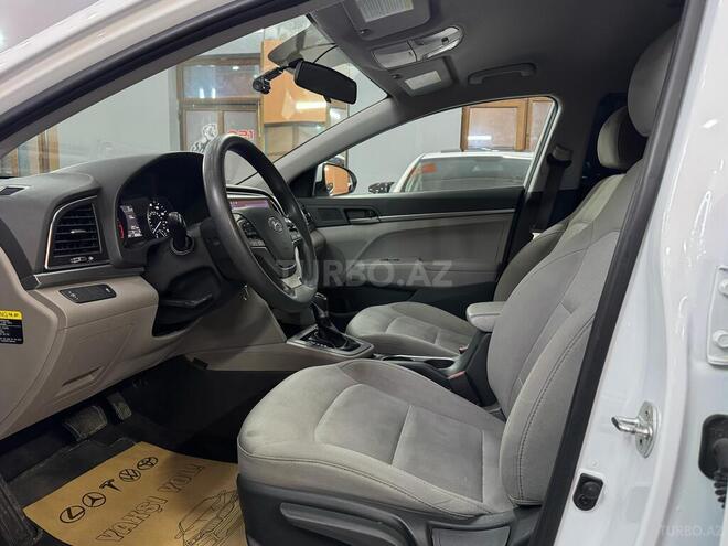 Hyundai Elantra 2017, 130,210 km - 2.0 l - Xırdalan