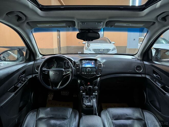 Chevrolet Cruze-13