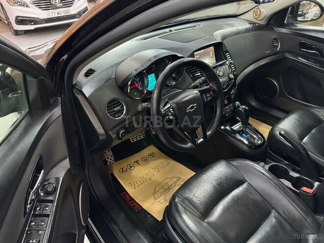 Chevrolet Cruze-14