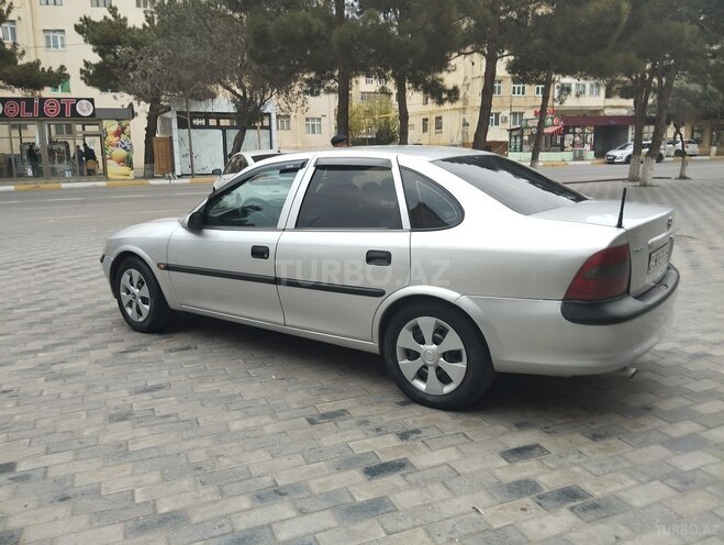 Opel Vectra 1998, 380,000 km - 2.0 l - Sumqayıt