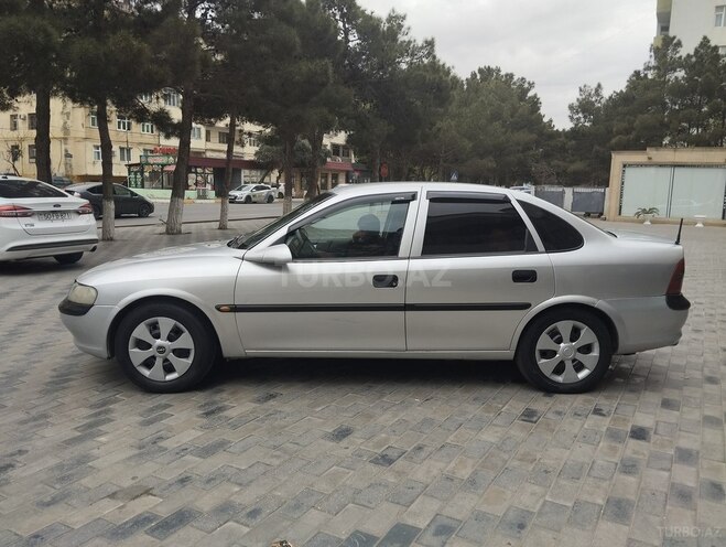 Opel Vectra 1998, 380,000 km - 2.0 l - Sumqayıt
