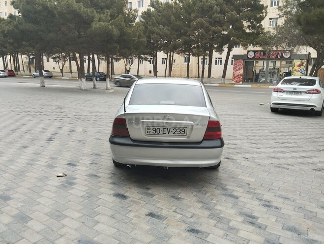Opel Vectra 1998, 380,000 km - 2.0 l - Sumqayıt