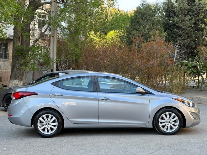 Hyundai Elantra 2015, 224,000 km - 1.8 л - Bakı