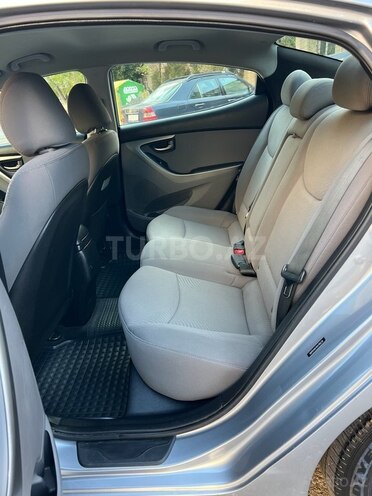 Hyundai Elantra 2015, 224,000 km - 1.8 л - Bakı