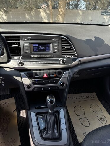 Hyundai Avante 2016, 158,200 km - 1.6 l - Bakı
