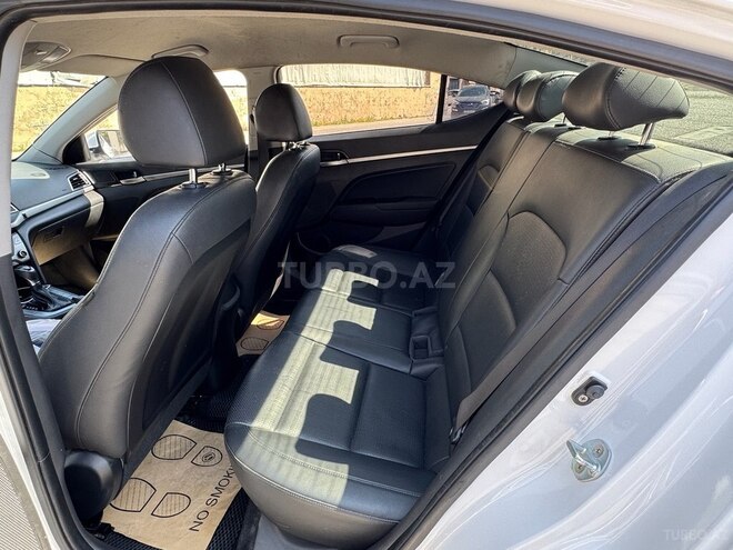 Hyundai Avante 2016, 158,200 km - 1.6 l - Bakı