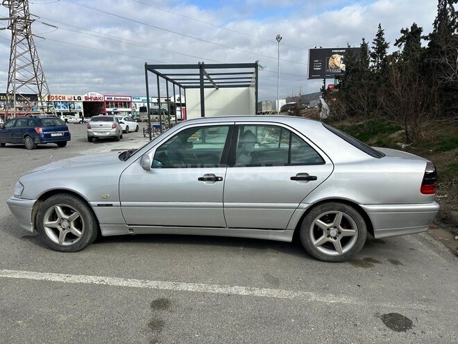 Mercedes C 200 1999, 357,000 km - 2.0 l - Bakı