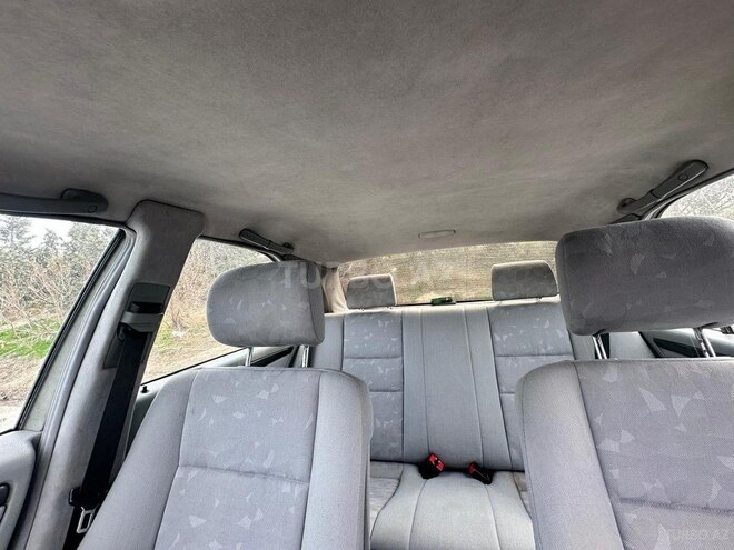 Mercedes C 200 1999, 357,000 km - 2.0 l - Bakı